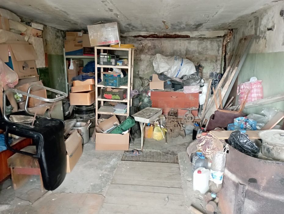 Продаю срочно гараж