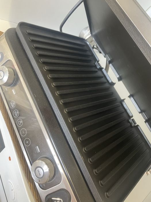 Грильница DeLonghi MultiGrill 1100
