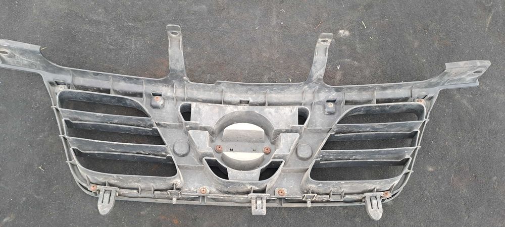 Предна броня и решетка NISSAN X-TRAIL Екс-Трейл 2.5I 165к.с 2003-2007Г