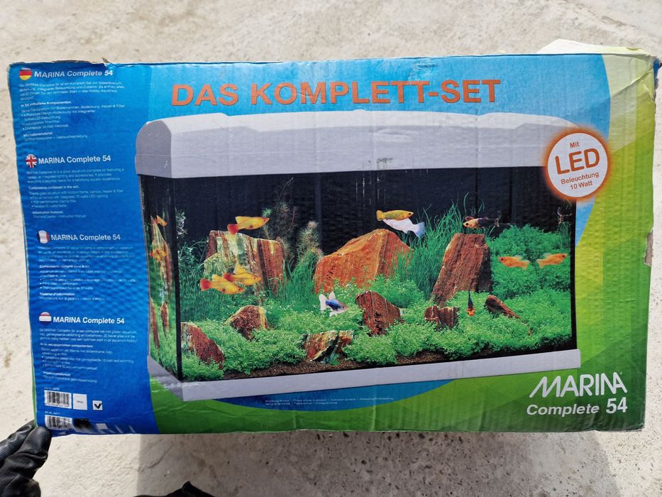 Acvariu cu capac, pompă, filtre, lumini. Ca nou