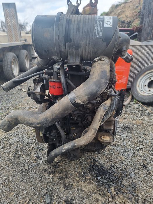 Motor Yanmar TNV-84 miniexcavator