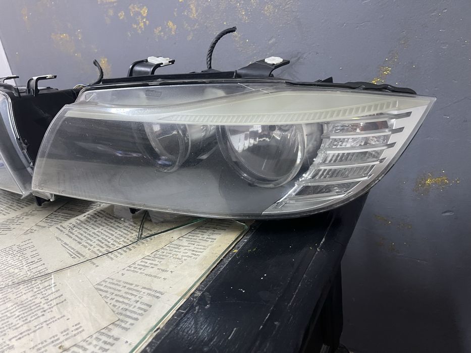 Faruri stanga dreapta Bmw seria 3 E90 E91 Facelift 2009-2012