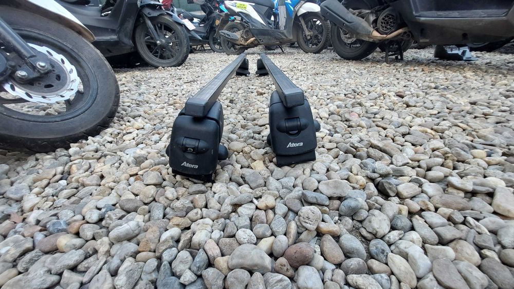 Barte portbagaj transversale auto cu antifurt Atera