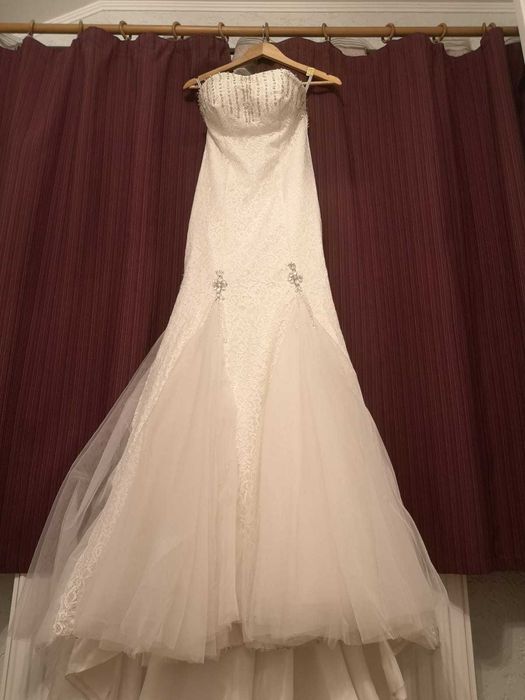 Rochie de mireasa din dantelă