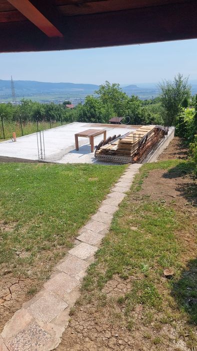Teren de vânzare în Deva – zonă liniștită, panoramă superbă spre oraș și cetate