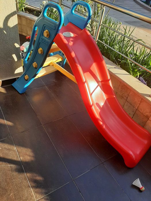 Детската пързалка за двора