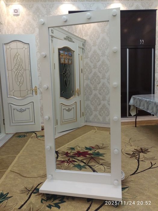 Зеркало лед новый срочно продам цена