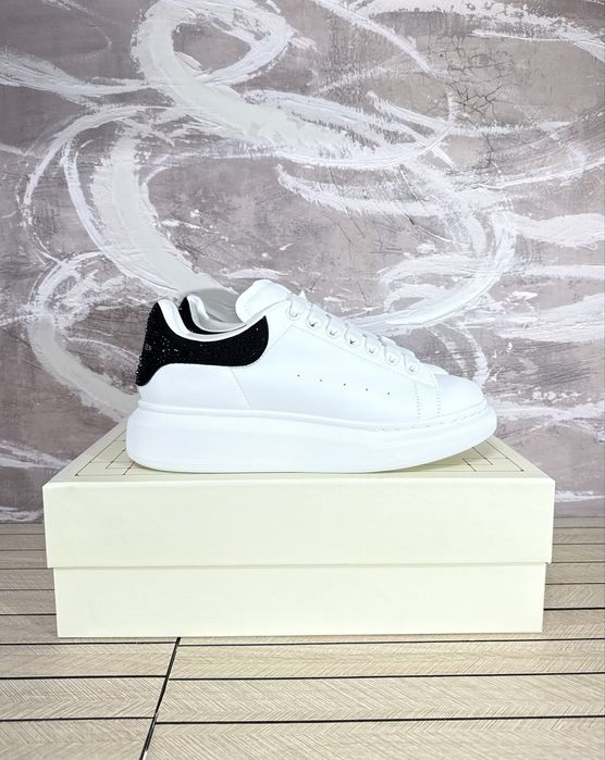 Alexander McQueen Oversized Black Stars