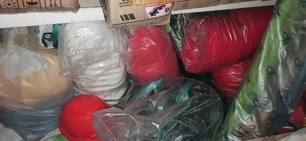 Каска строительная техника