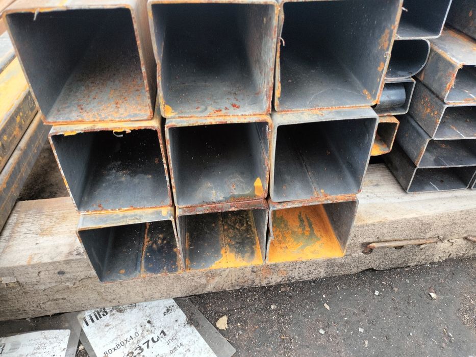 Трубы для  стоек