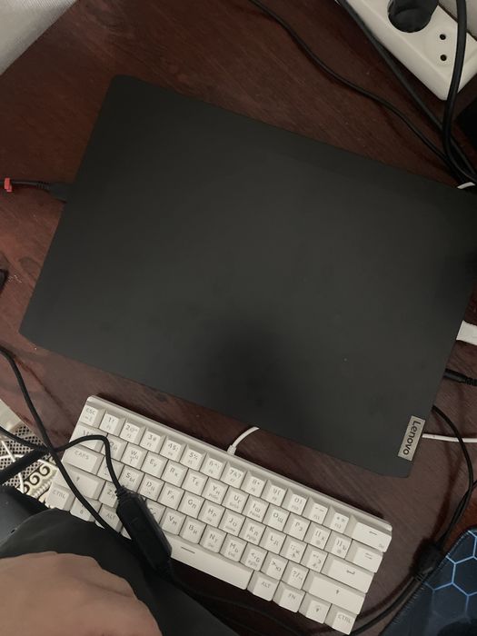 Игровой ноутбок 3050 мен монитор 120гц IPS