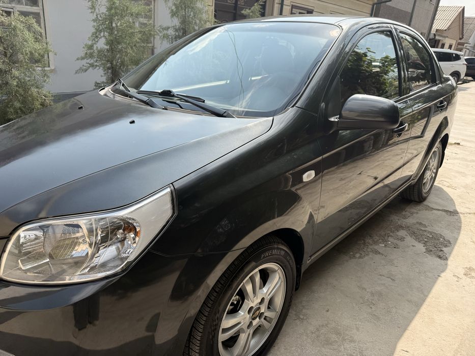 Продается нексия 3