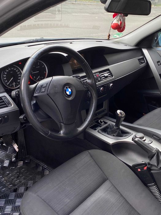 Vând BMW Seria 5 E60 – 520D, an 2006, motor 2.0 diesel, 163 CP