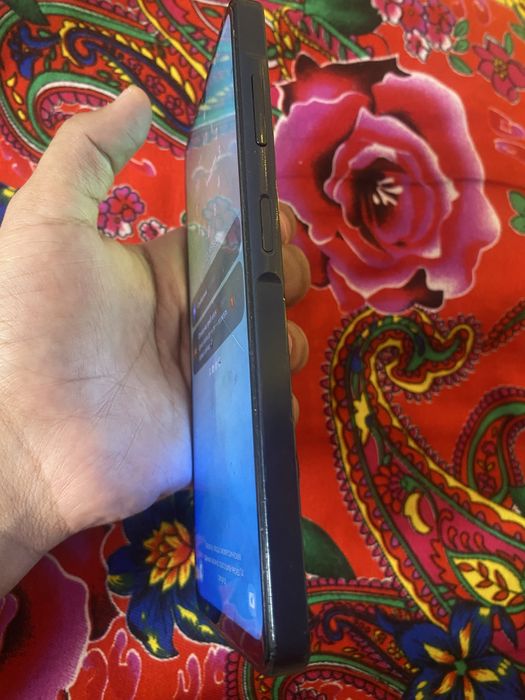 Самсунг А06 сатылады бағасы 40мын