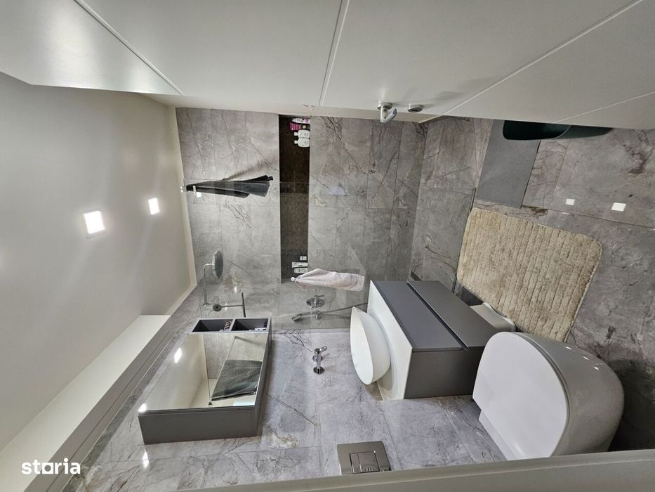 Apartament 4 Camere  Zona Iancu Nicolae!