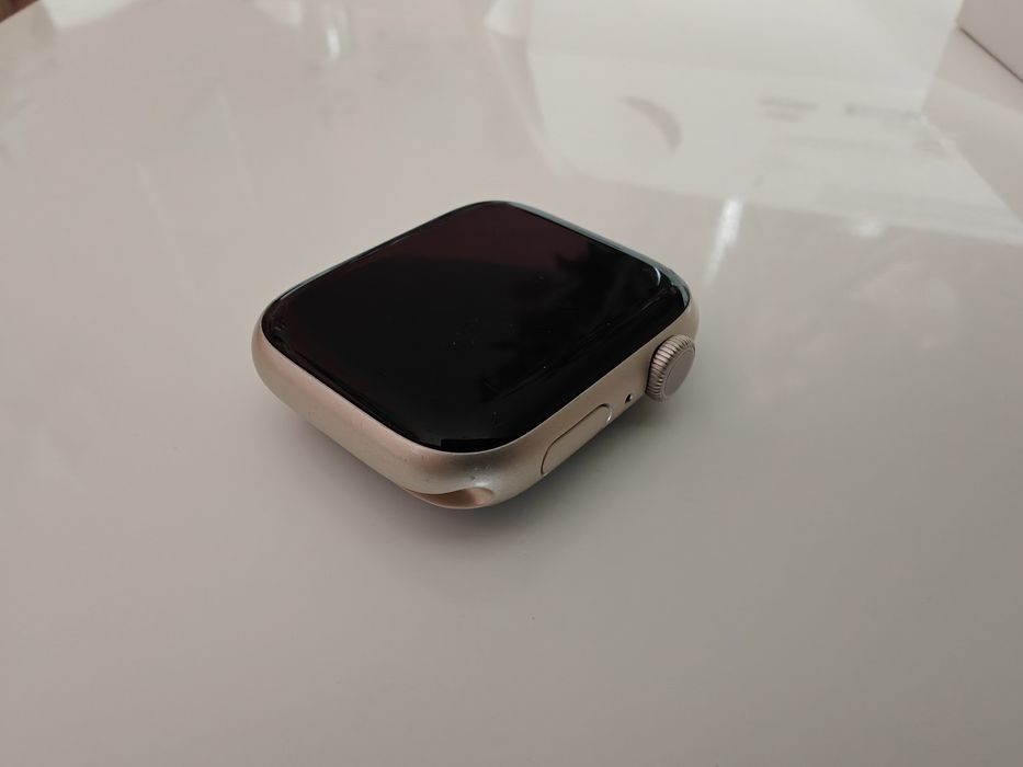 Apple Watch Series 8 45mm Starlight Aluminum