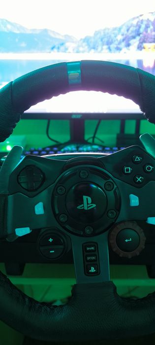 Logitech G27 Volan Gaming + Pedale + Schimbător