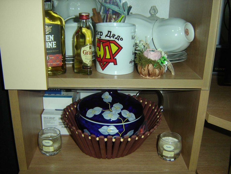 Sony Cyber-shot DSC-P73