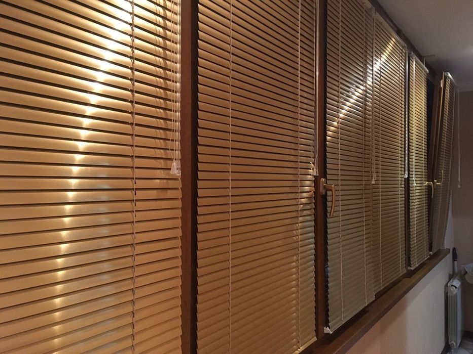 Ролл-шторы, день ночь, жалюзи вертикальные, горизонтальные.