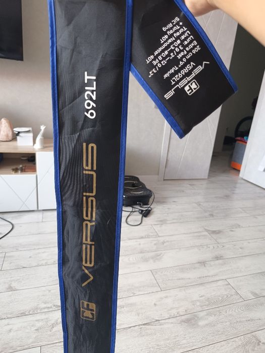 CF Versus  692LT