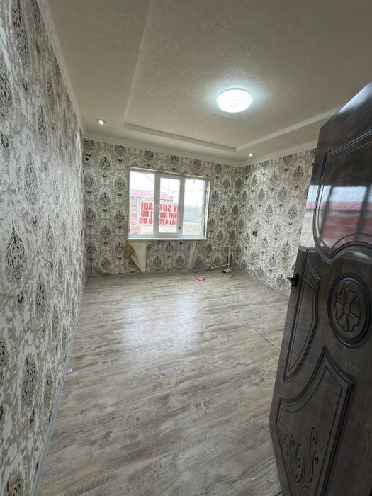 Продается 2х комнатная квартира в городе Ахангаран Конзавод Ейвалек