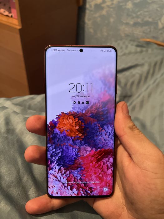 Продам samsung s20 plus