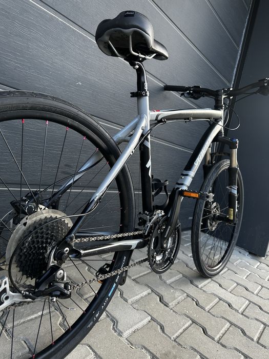 Хибриден велосипед Specialized Hardrock 26” 3x9 M/L”