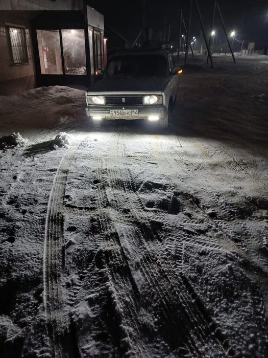 Продам машину ВАЗ-2104