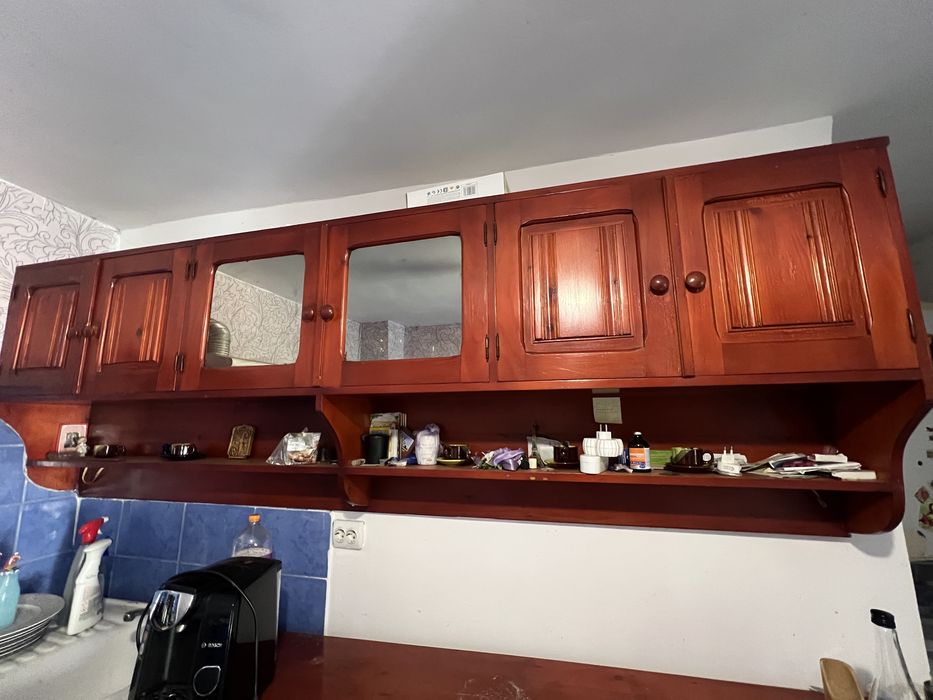 Mobila din lemn masiv