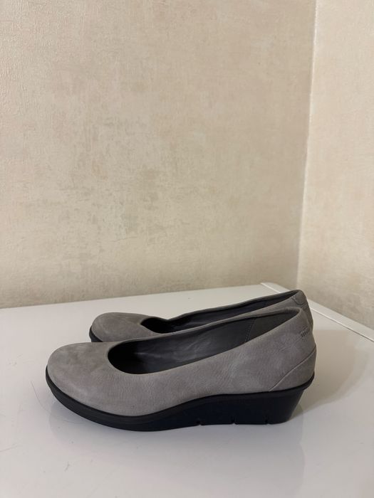 Обувь женская удобная