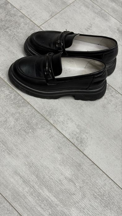 Туфли для девочки,школьные