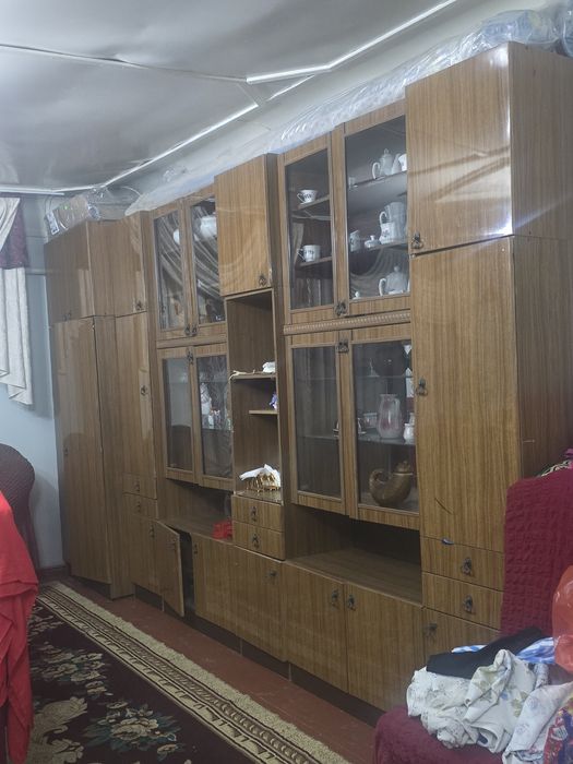 Продаётся шкаф+стенка срочно