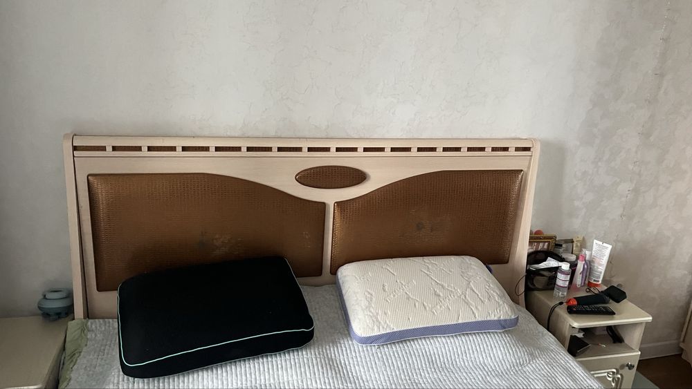 Продам кровать со шкафом