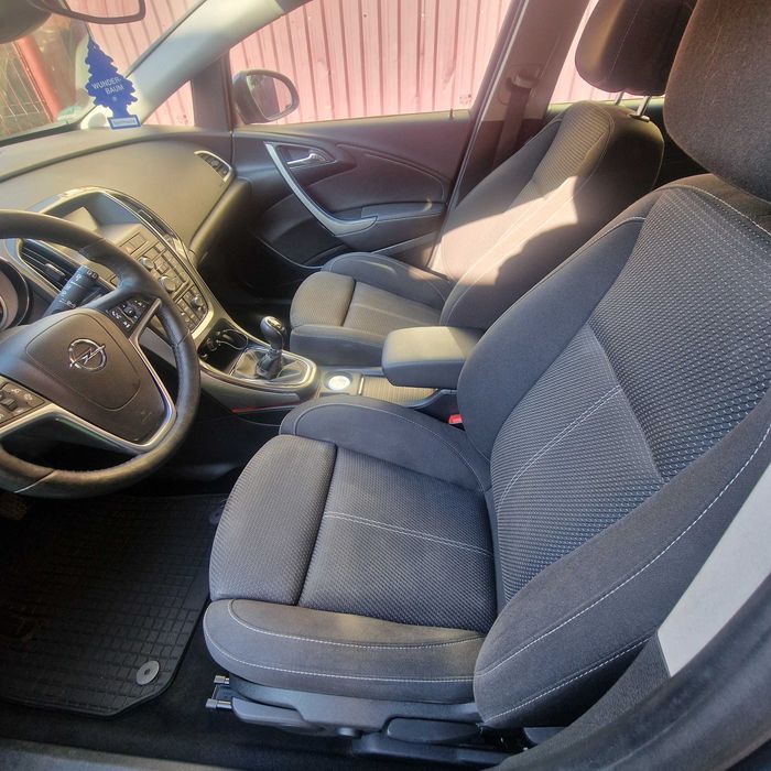 OPEL Astra 2013 — imagine 2