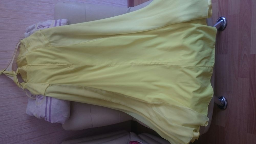 Продам платье Roberto Rodriguez