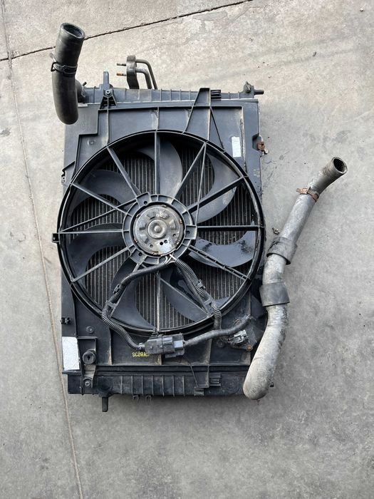 Радиатор Hyundai Tucson 05-