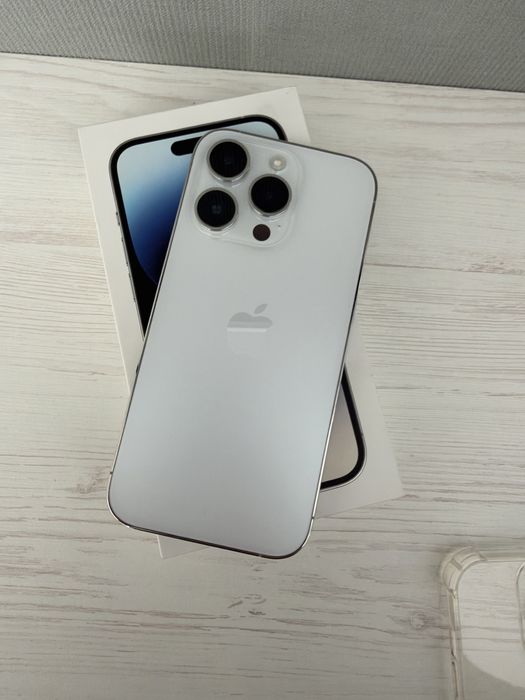 Продам iPhone 14 Pro