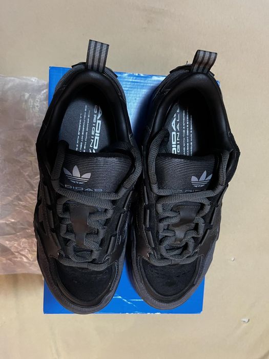 adidas обувки Adi 2000