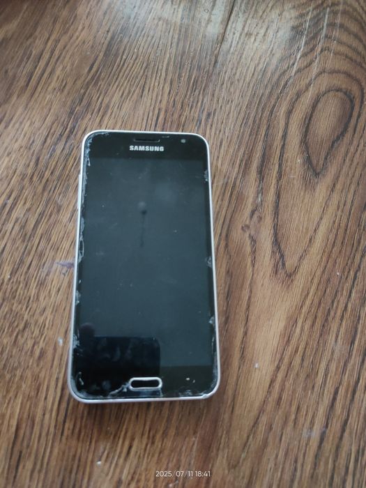 Samsung Galaxy j3 2016