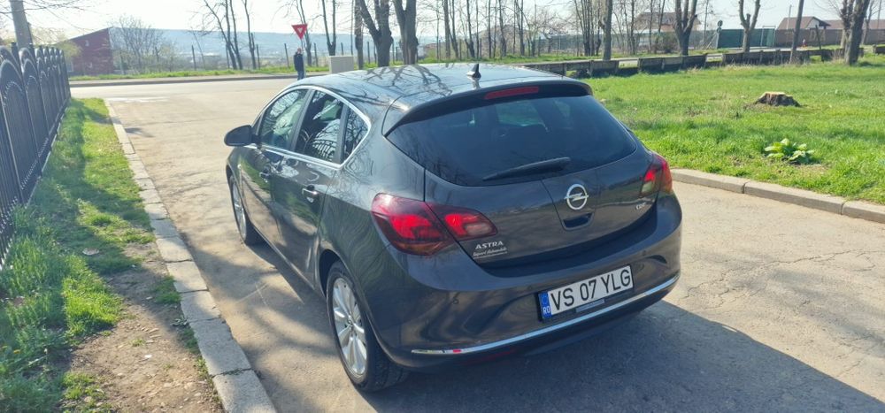 Opel Astra j 2015