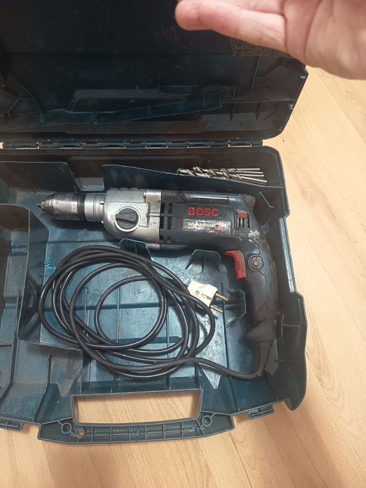 Mașină de găurit cu percuție Bosch Professional GSB 24-2 (1100W) + Valiză transport