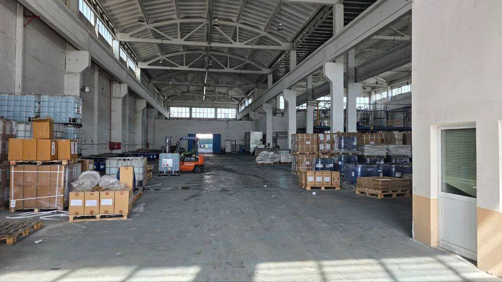 Bino+Yer maydoni(Omborxona yoki ishlab chiqarish,uy qurish uchun)