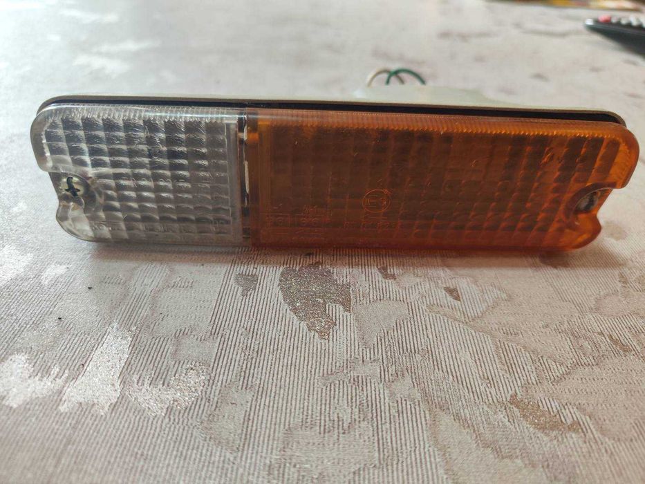 Мигач за Дайхатсу Фероза