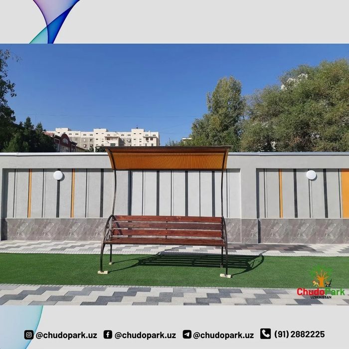 Hi-Tech услубида Беседка, Скамейкалар