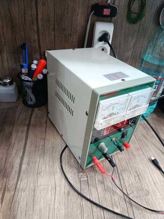 Лабораторный Блок Питания