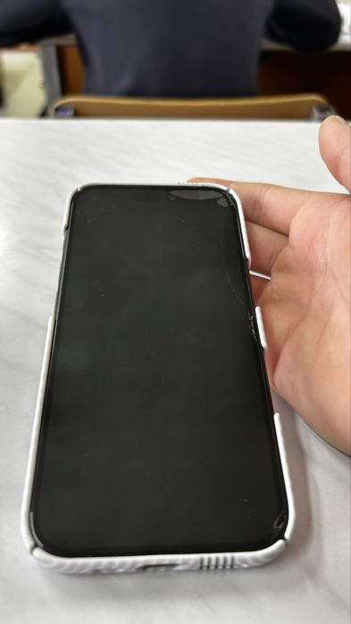 Iphone 16 продается