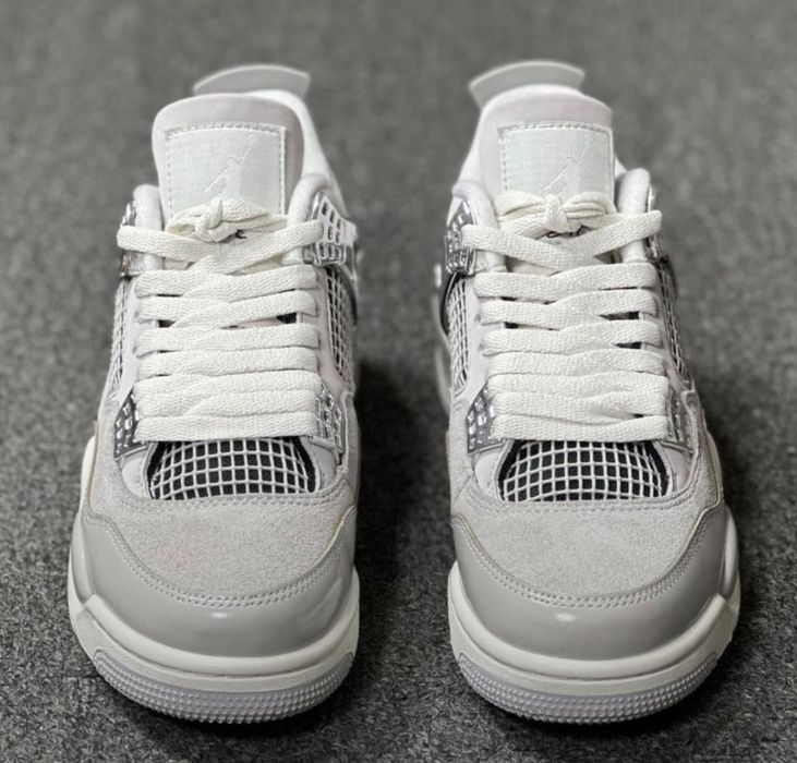 Nike Air Jordan 4 "Frozen Moments