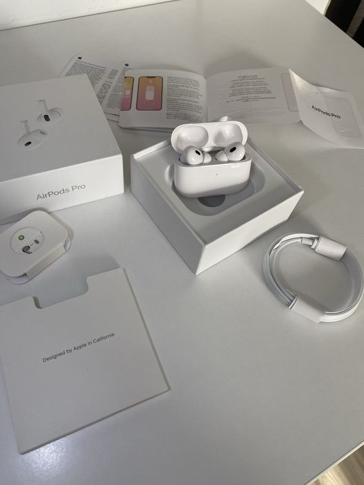 Air Pods Pro 2.   Noi sigilate