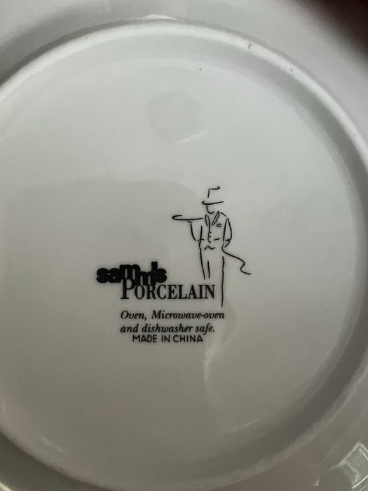 Сервиз от 14 броя чинии