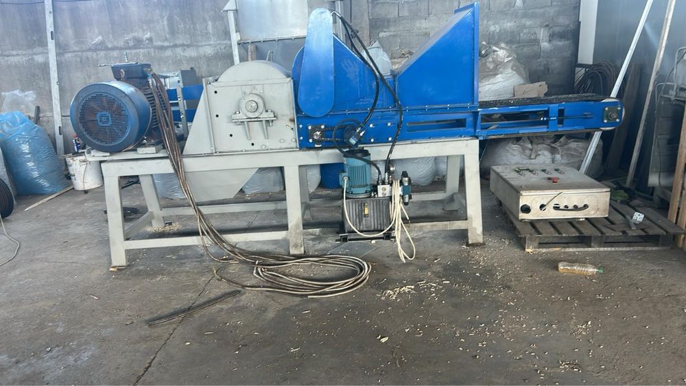 Барабанна дробилка за дървесина